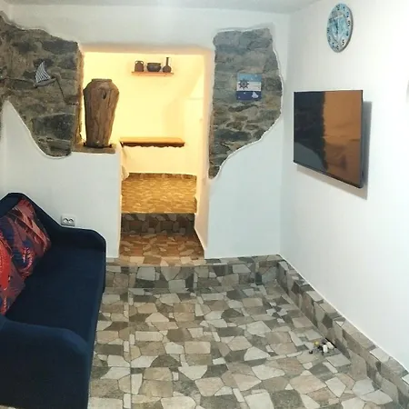 Authentic Stone 150 M From The * Kavala