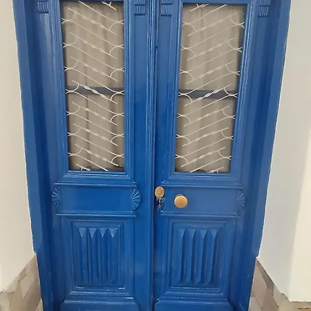 Apartment Authentic Stone 150 M From The *